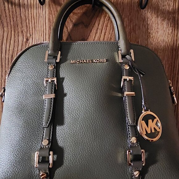 M Kors Olive Green purse - Picture 1 of 3